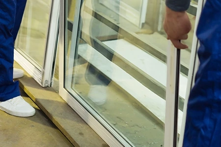 Commercial Glass Repair Technician in The Hammocks, FL