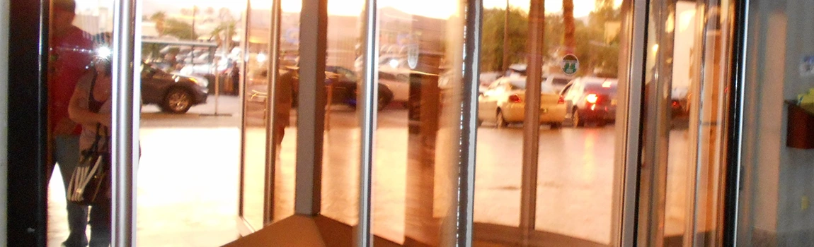 Storefront Glass Repair Cost in The Hammocks, FL